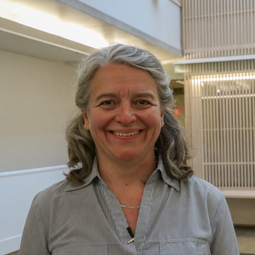 Éminé Piyalé-Sheard